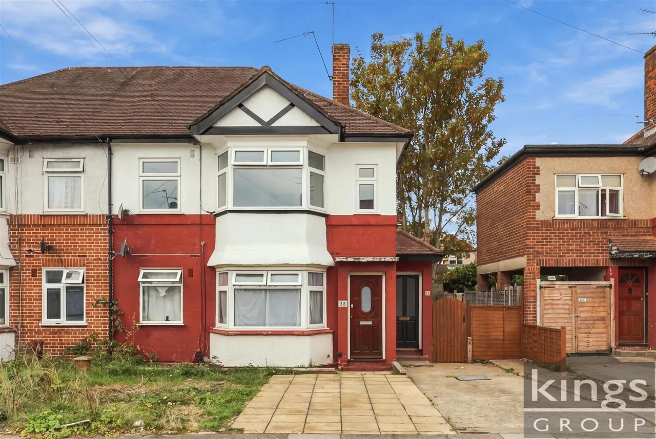 Glenloch Road, Enfield, photo 8