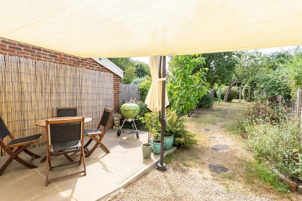 Horsham Road, Beare Green, RH5, photo 17