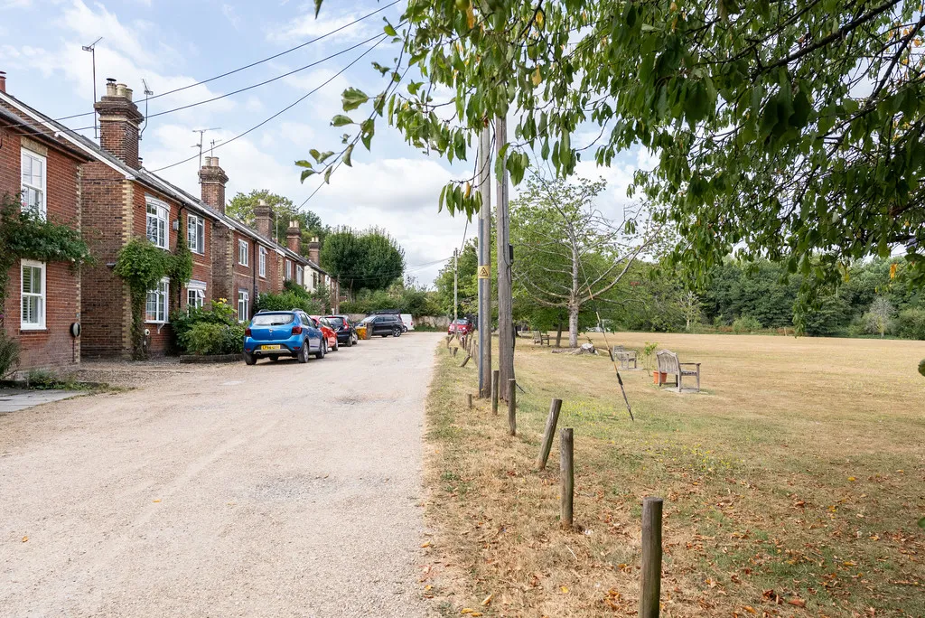 Horsham Road, Beare Green, RH5, photo 20