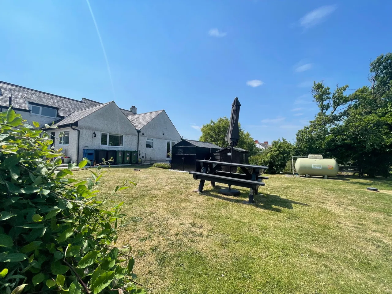 Bodorgan, LL62, photo 52