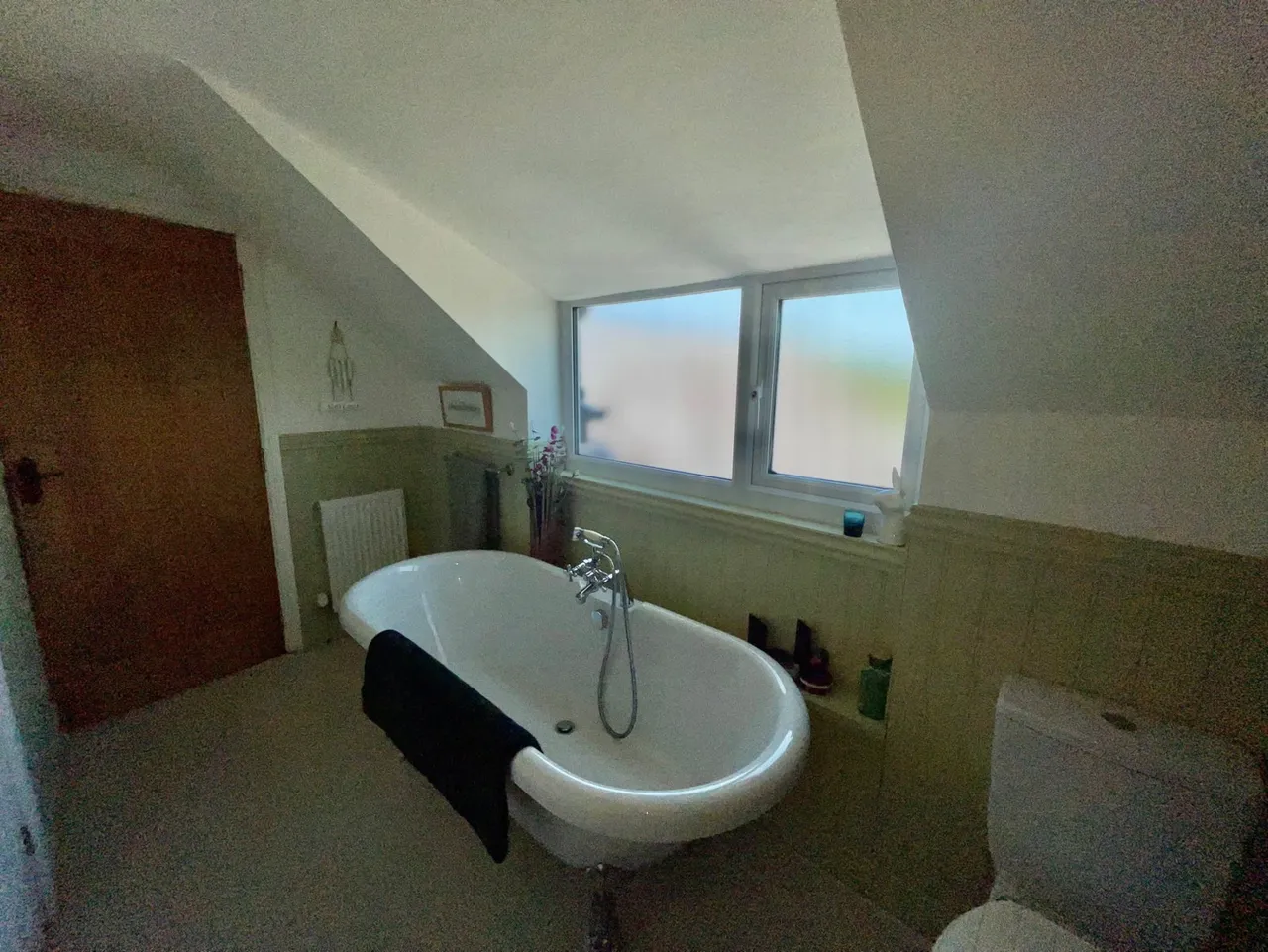 Bodorgan, LL62, photo 32