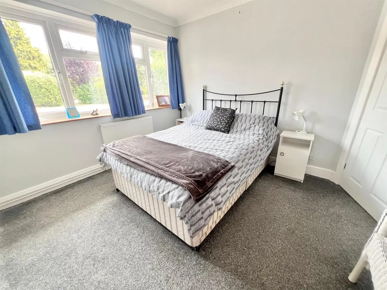 Shaftesbury Road, Gillingham, Dorset SP8 4LP, photo 2