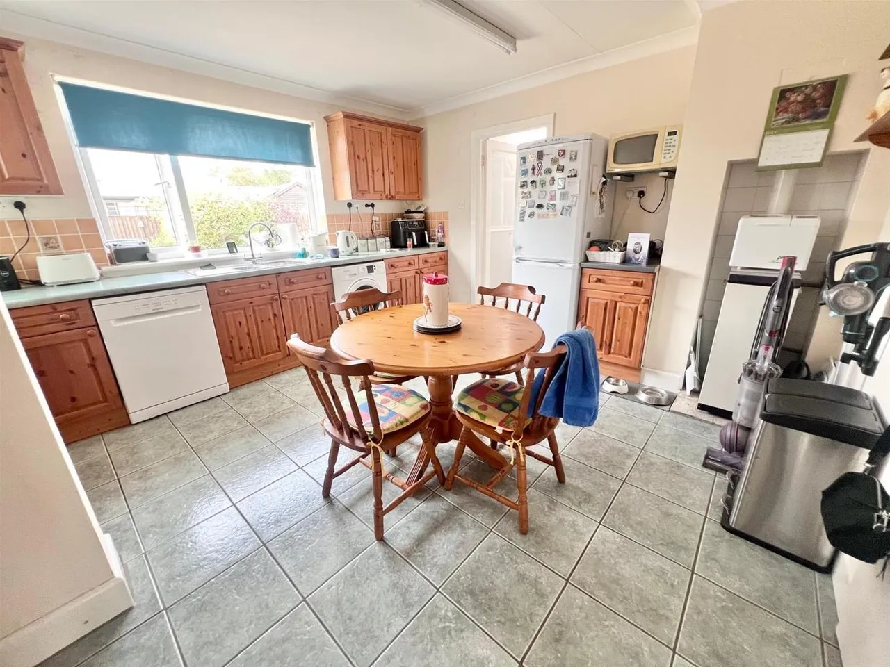 Shaftesbury Road, Gillingham, Dorset SP8 4LP, photo 7
