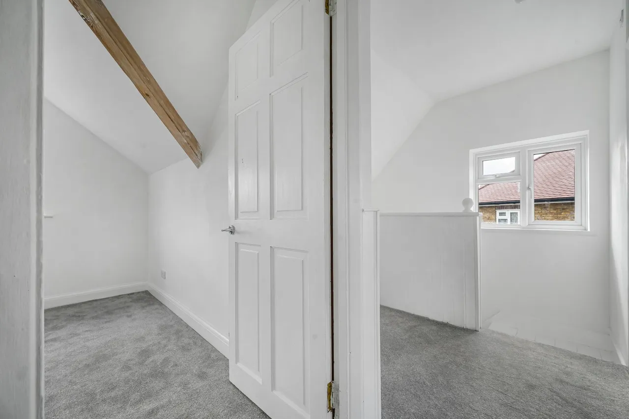 Cuff Crescent, Eltham, photo 21