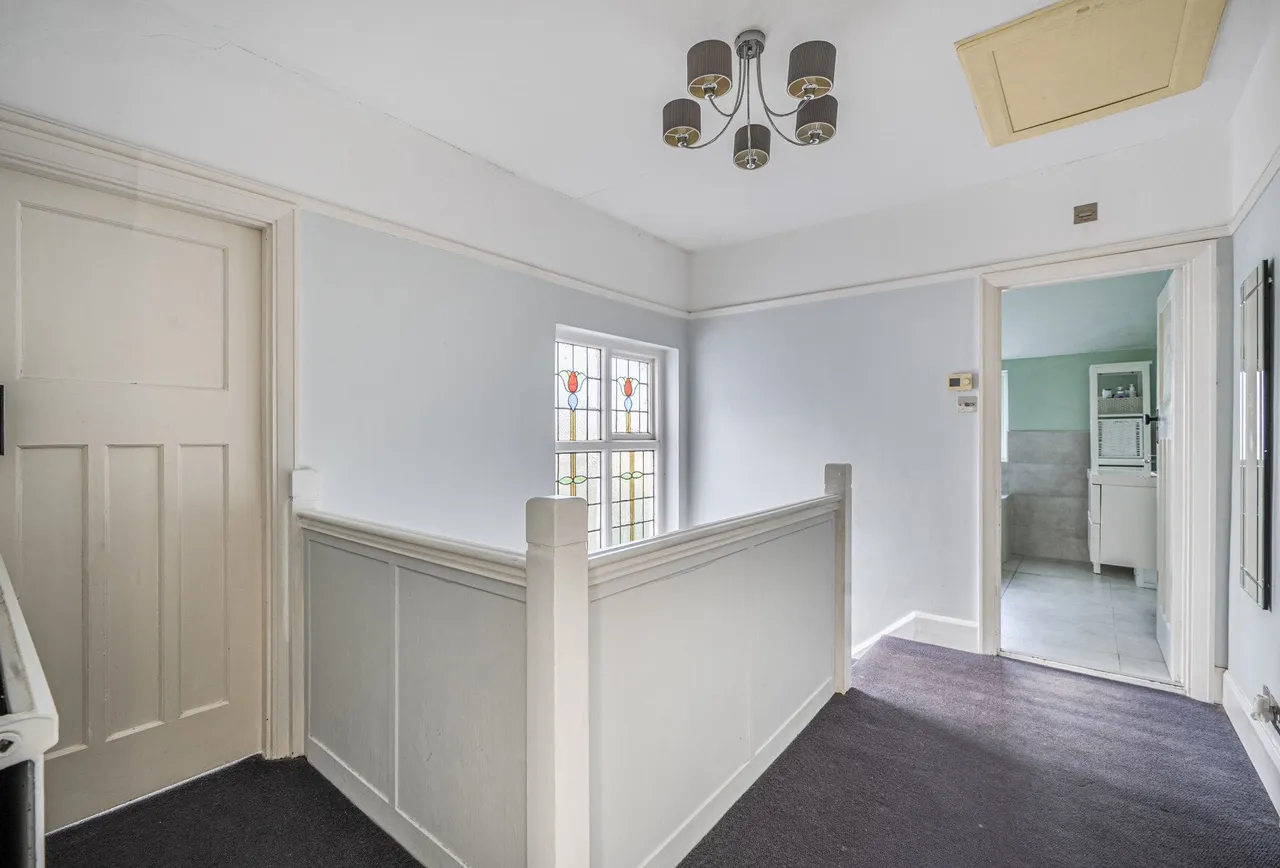 London Road, Ewell, KT17 2DF, photo 17