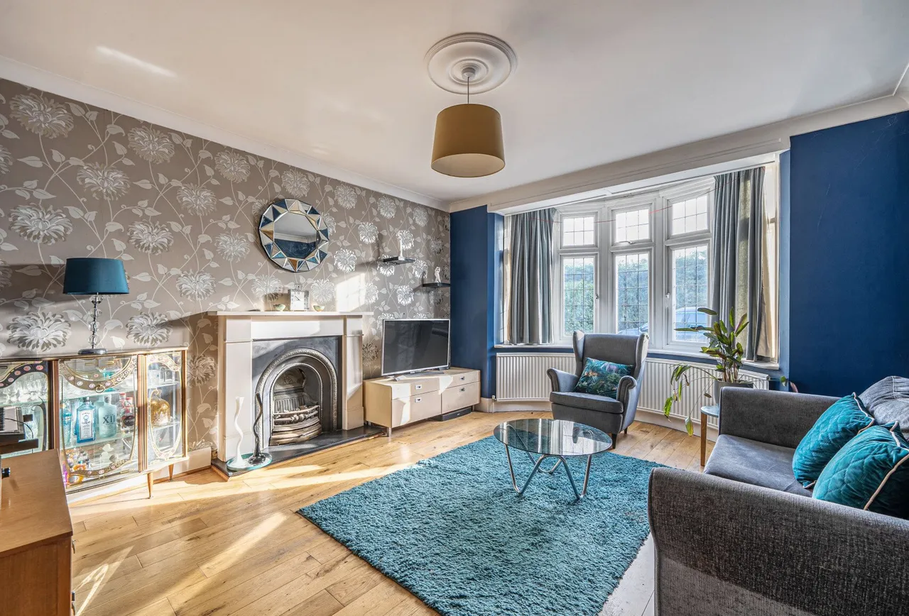 London Road, Ewell, KT17 2DF, photo 2