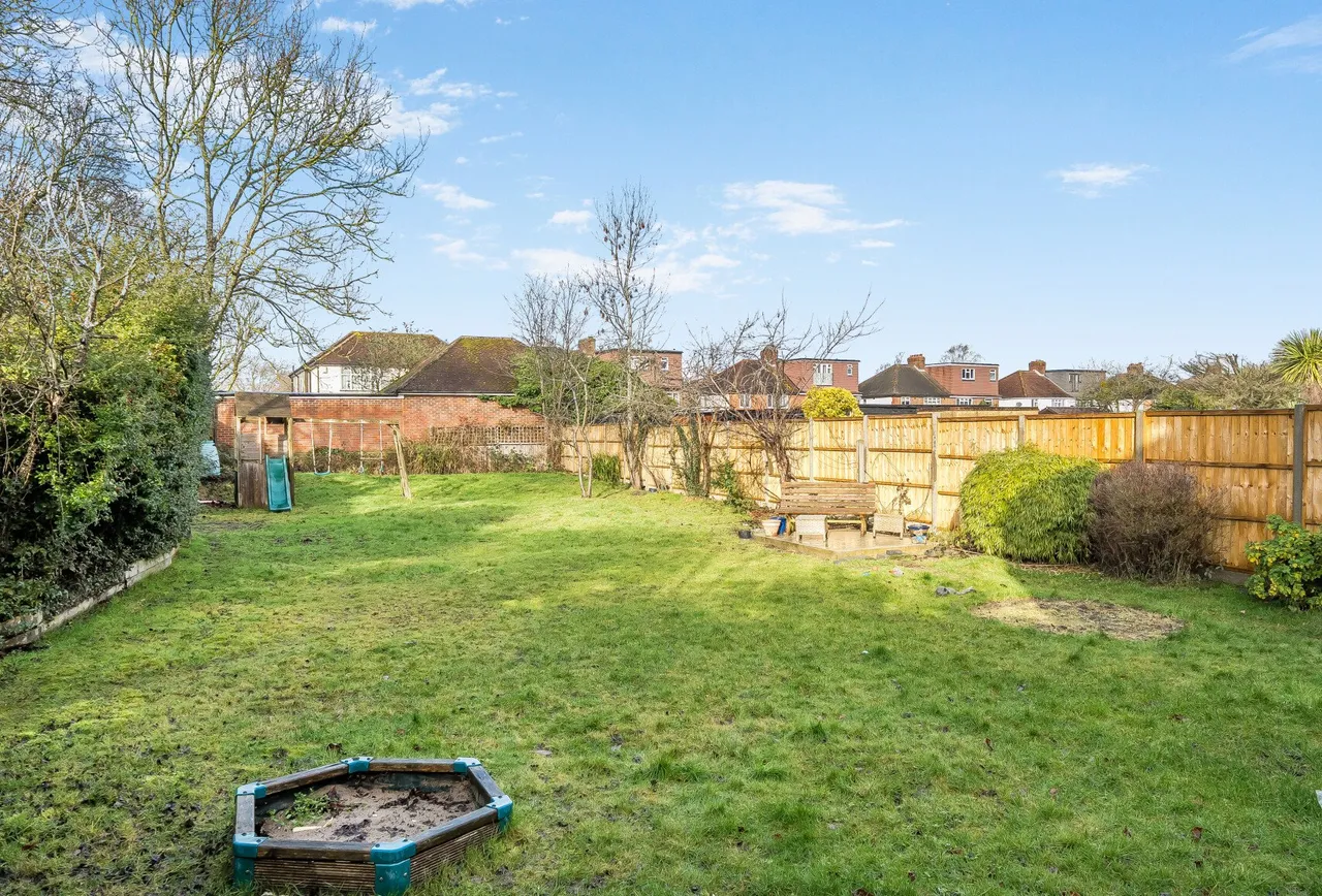 London Road, Ewell, KT17 2DF, photo 5