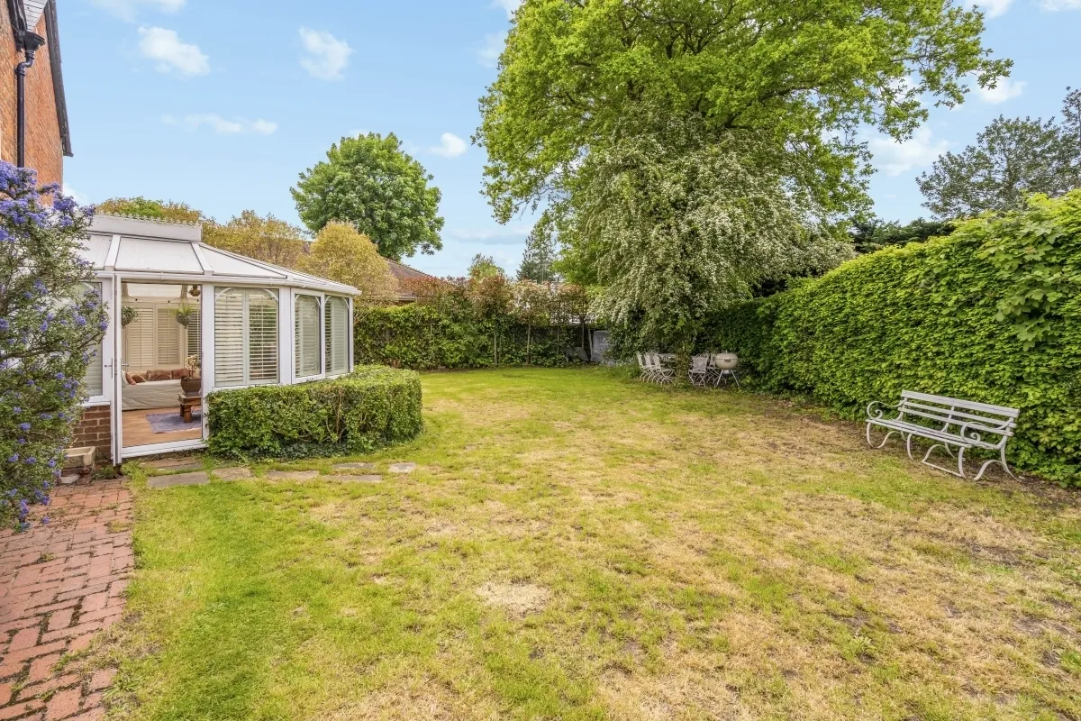 Thorn Road, Wrecclesham, GU10, photo 4
