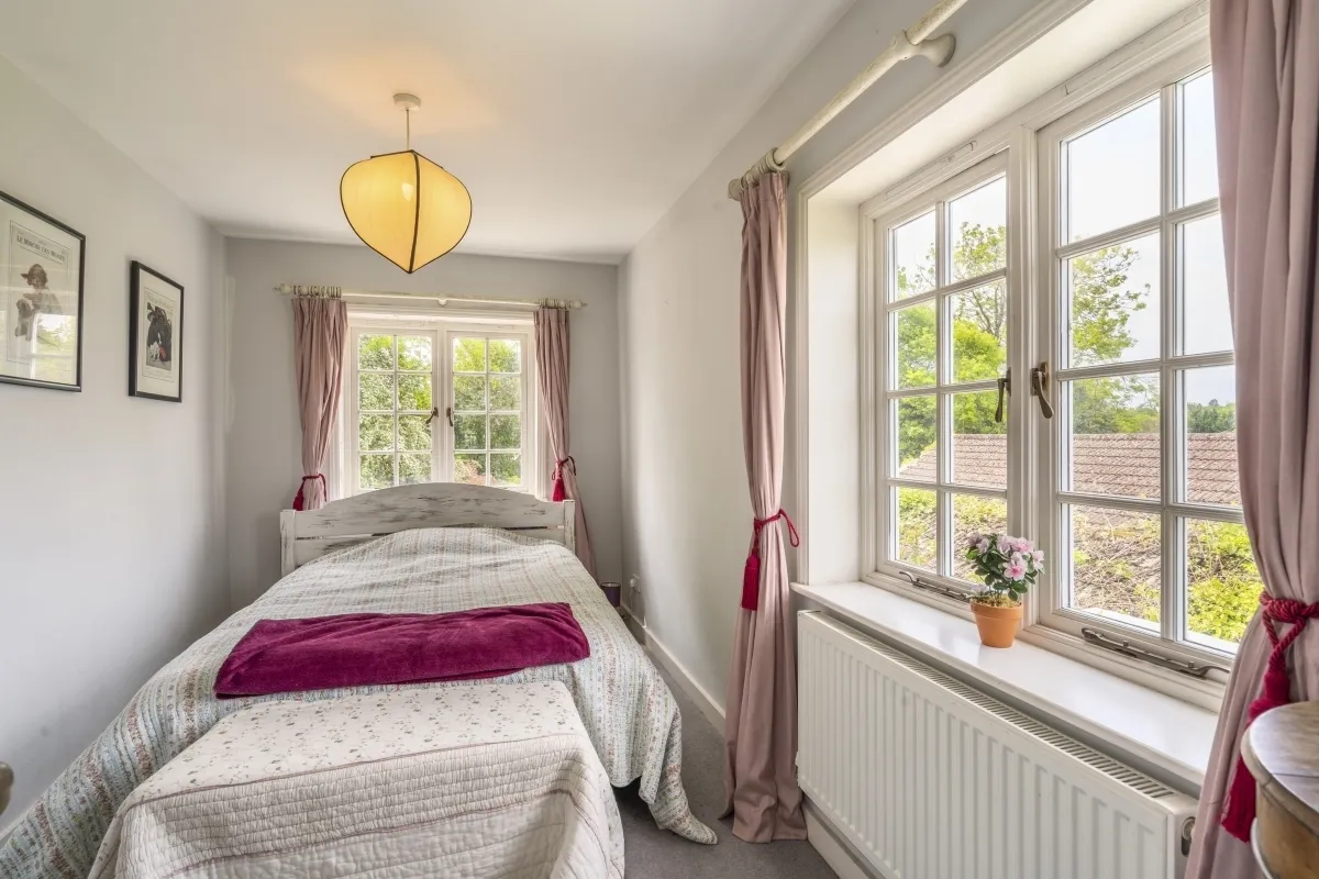 Thorn Road, Wrecclesham, GU10, photo 21