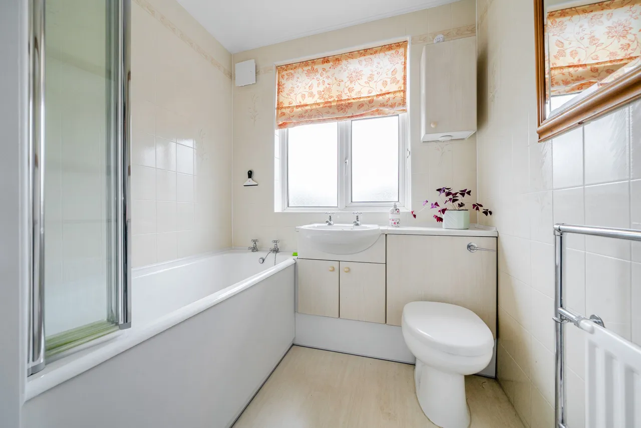 Parkside Gardens, East Barnet, Barnet, Greater London, EN4 8JP, photo 8