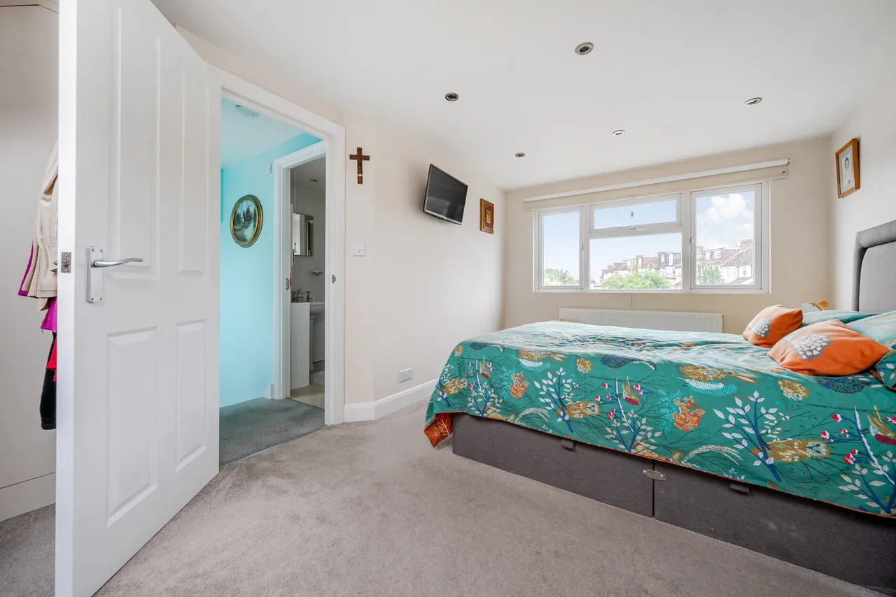 Parkside Gardens, East Barnet, Barnet, Greater London, EN4 8JP, photo 13