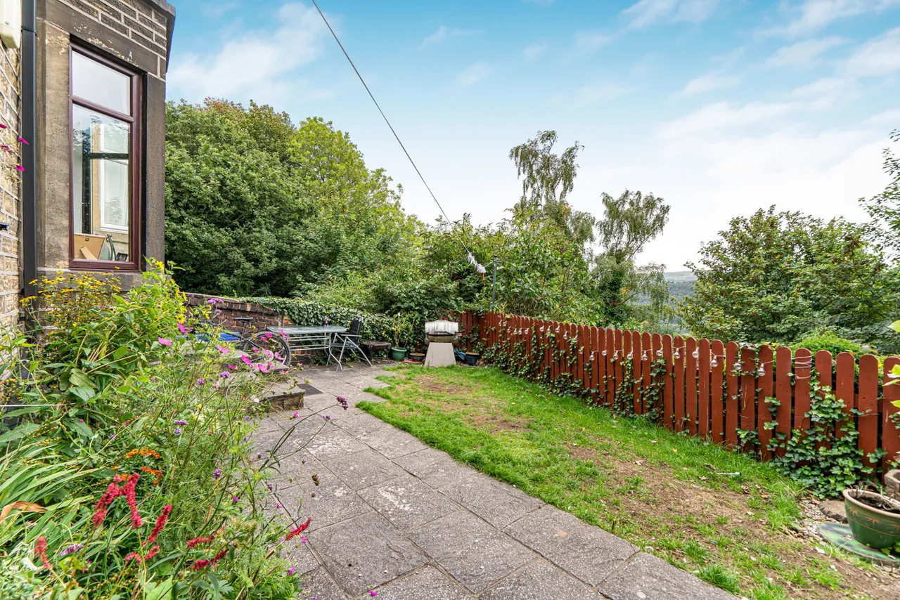 Wakefield Gate, Halifax, HX3, photo 17