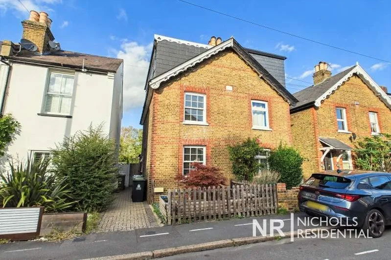 4 bed house for sale, Brook Road, Surbiton, KT6