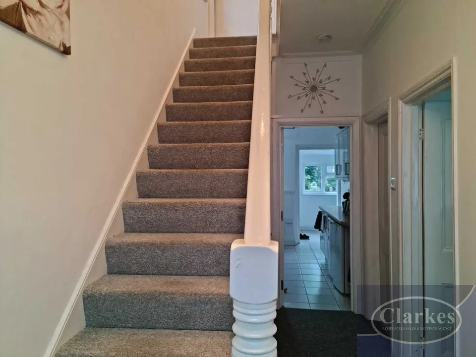 Frampton Road, Charminster, photo 4