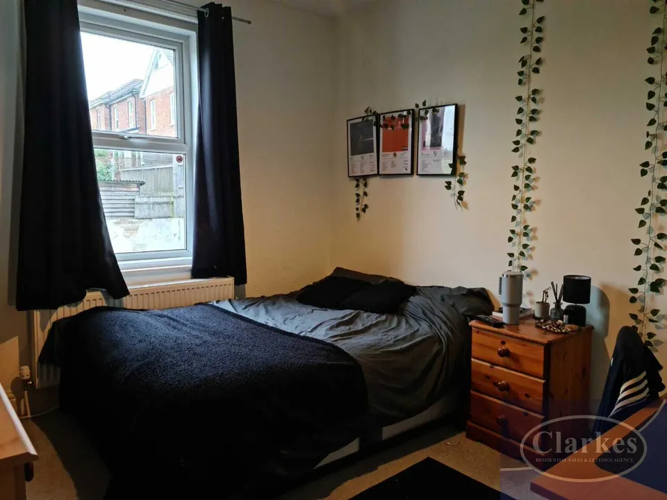 Frampton Road, Charminster, photo 5