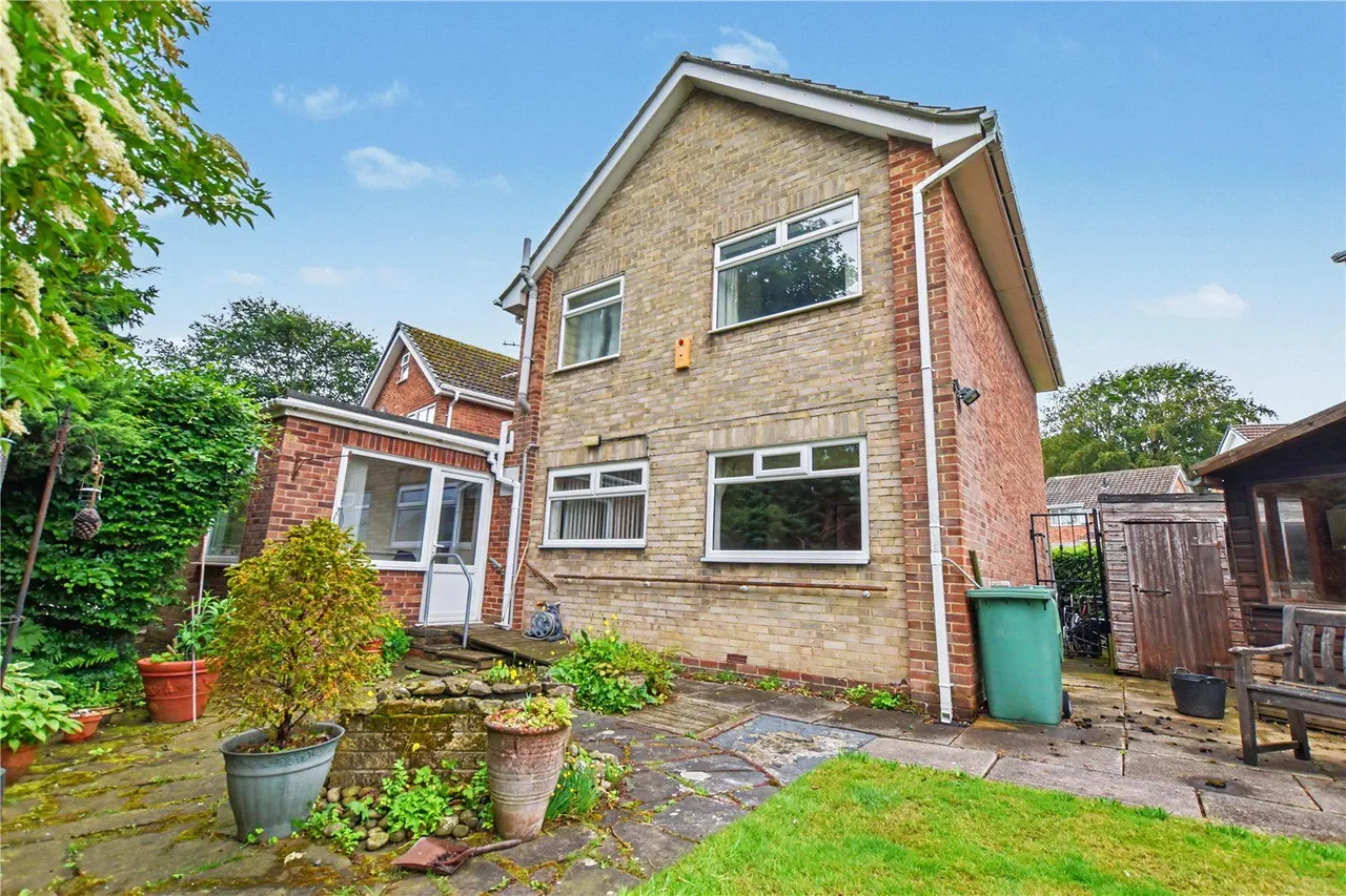 Woodlands, East Ardsley, WF3, photo 19
