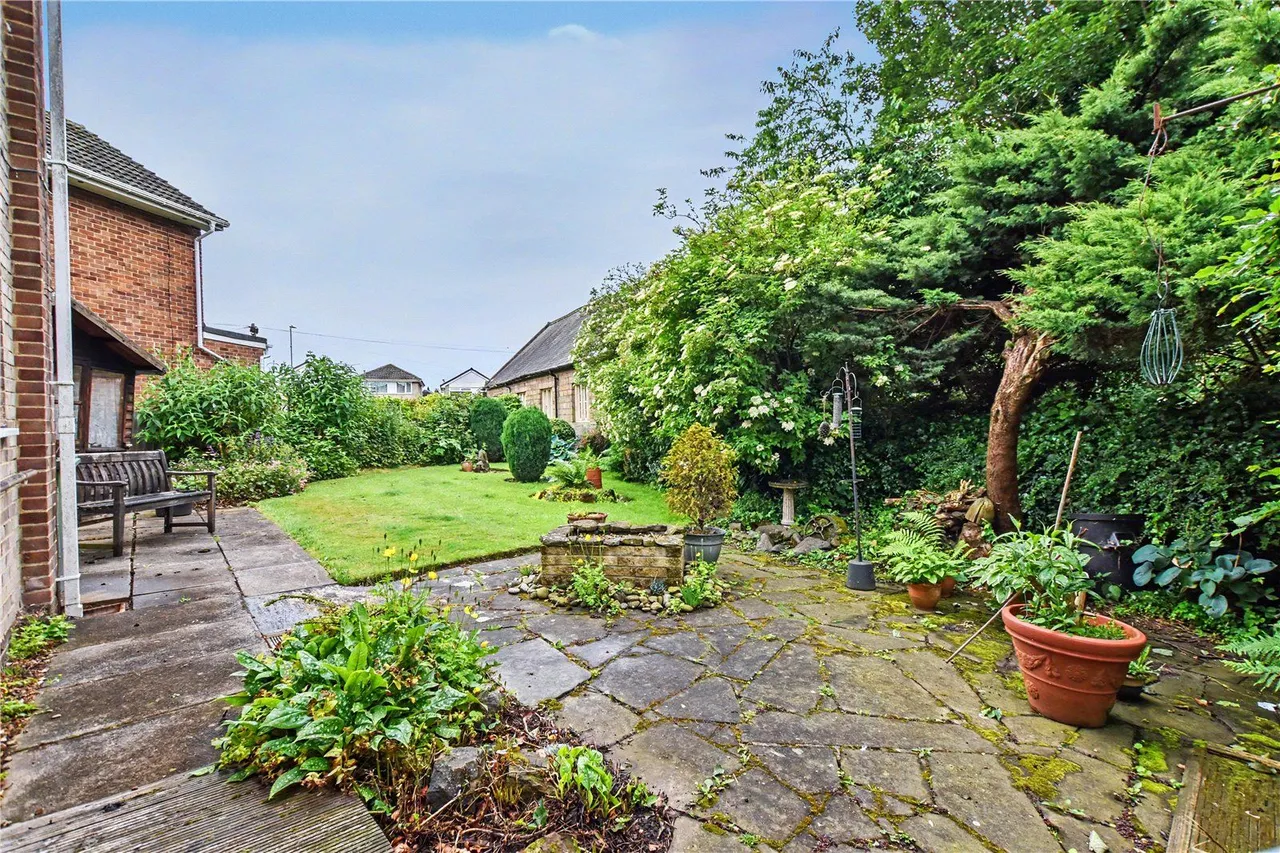 Woodlands, East Ardsley, WF3, photo 8
