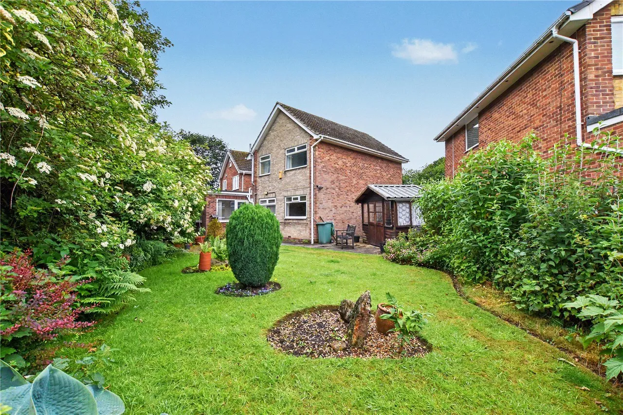 Woodlands, East Ardsley, WF3, photo 7