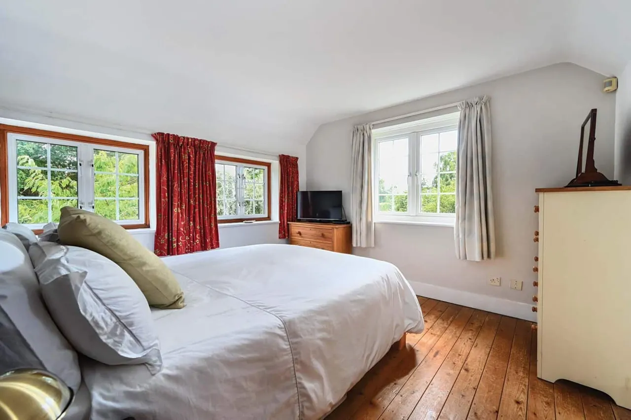 Buckham Hill, Uckfield, TN22, photo 17
