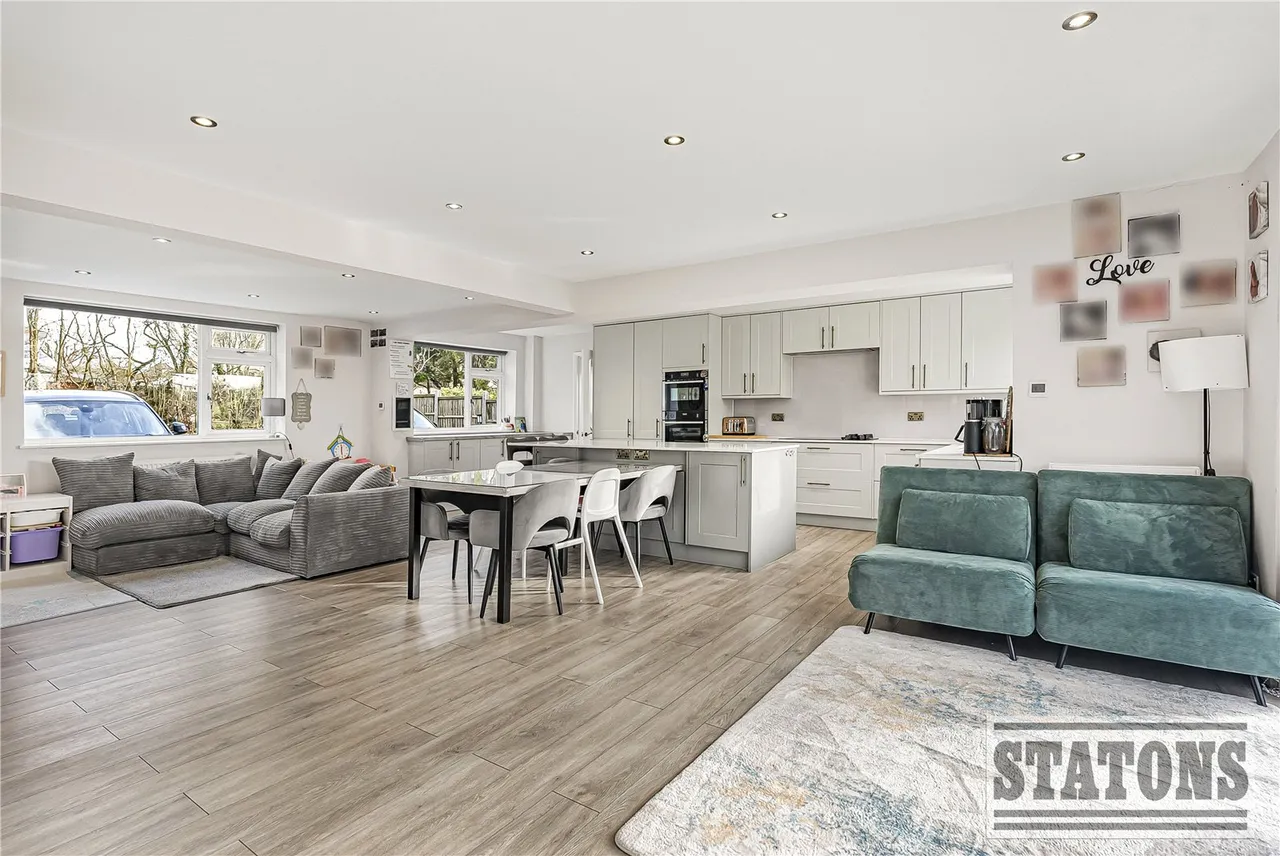 The Avenue, Potters Bar, Hertfordshire, EN6 1ED, photo 6