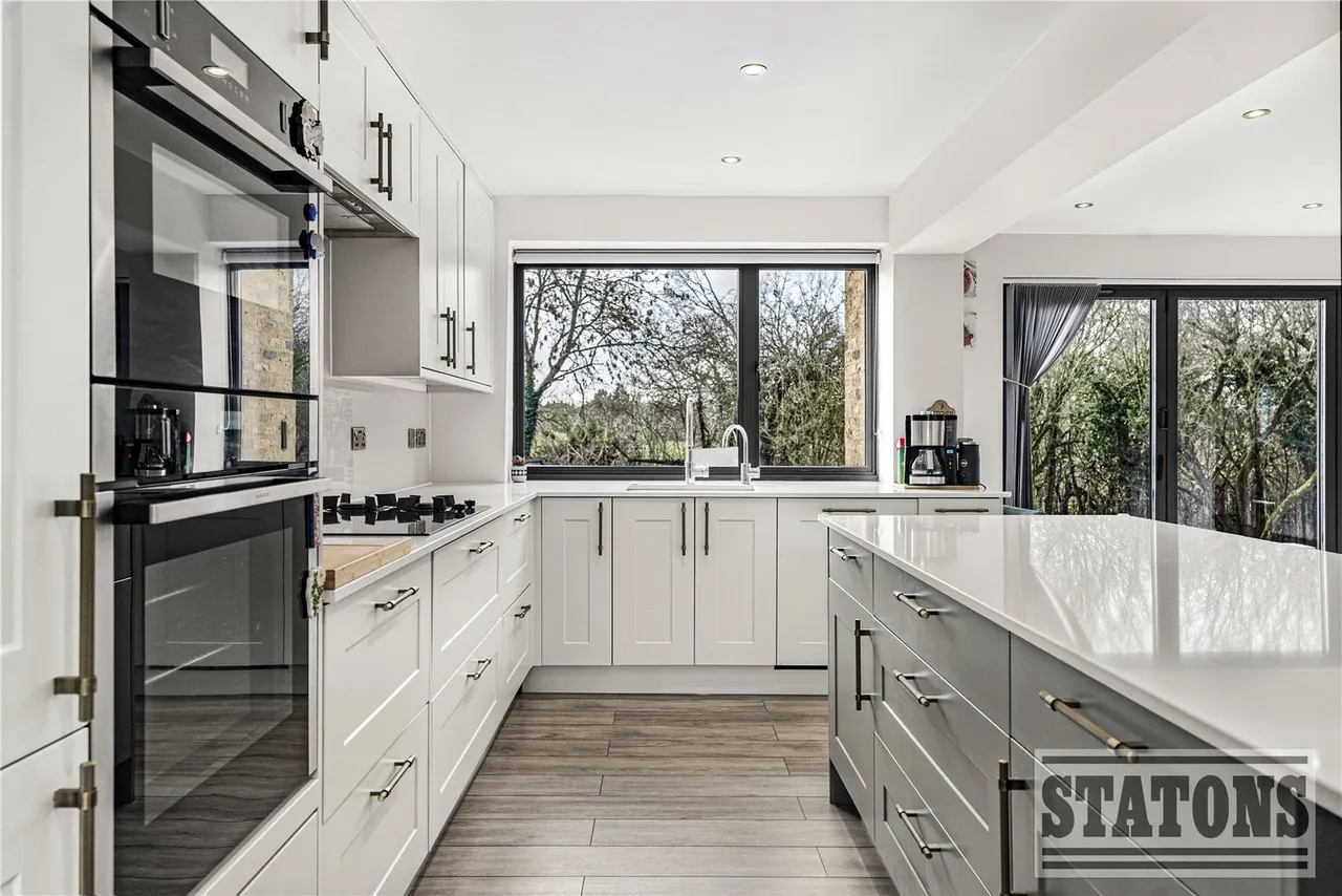 The Avenue, Potters Bar, Hertfordshire, EN6 1ED, photo 7