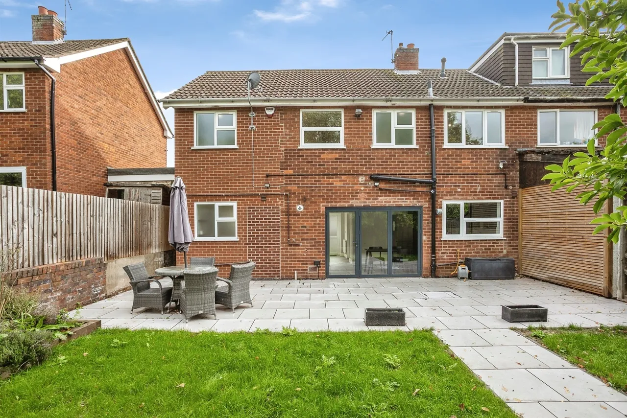Coniston Crescent, Loughborough, LE11, photo 25
