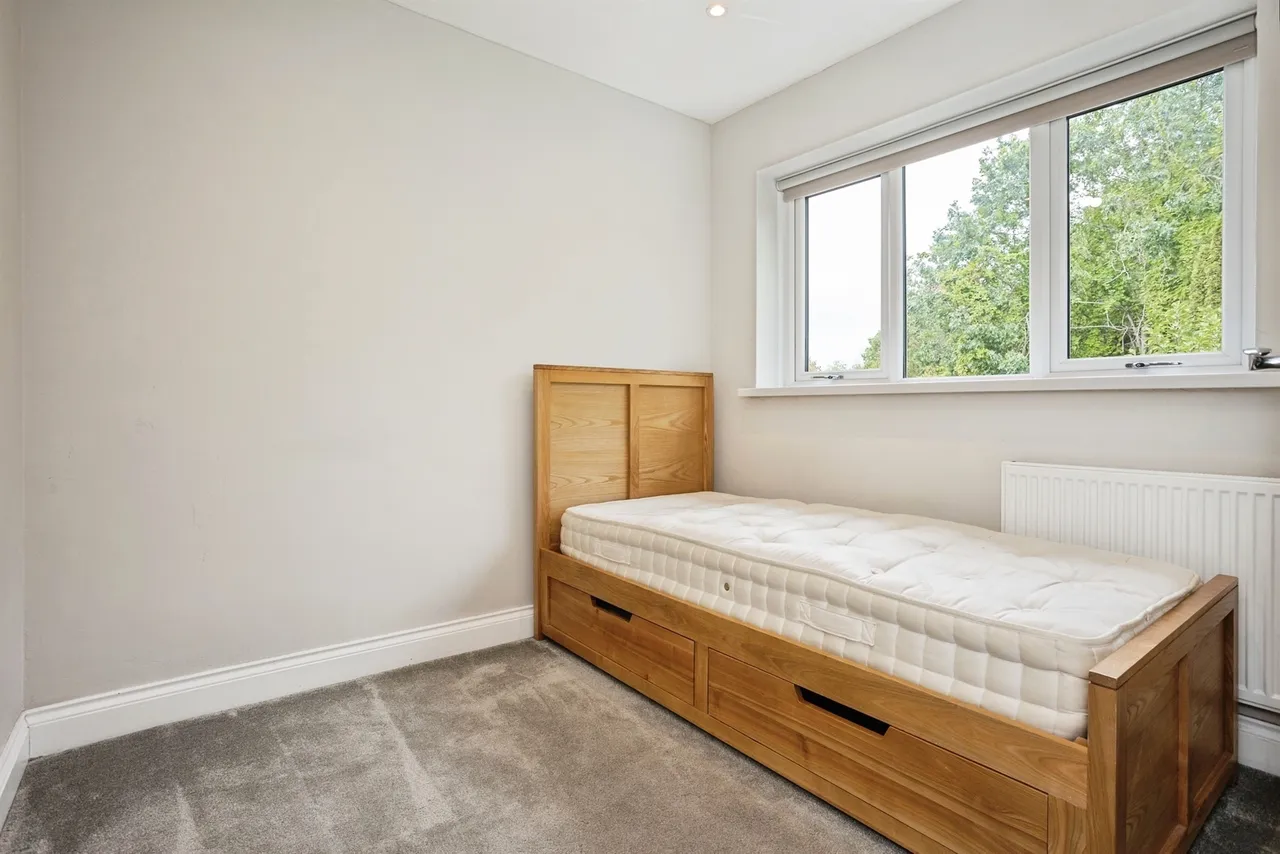Coniston Crescent, Loughborough, LE11, photo 20