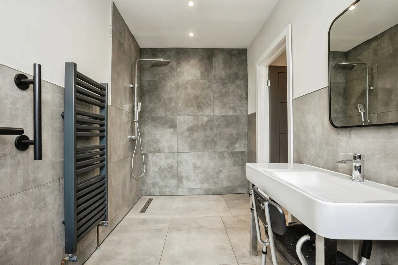 Coniston Crescent, Loughborough, LE11, photo 14