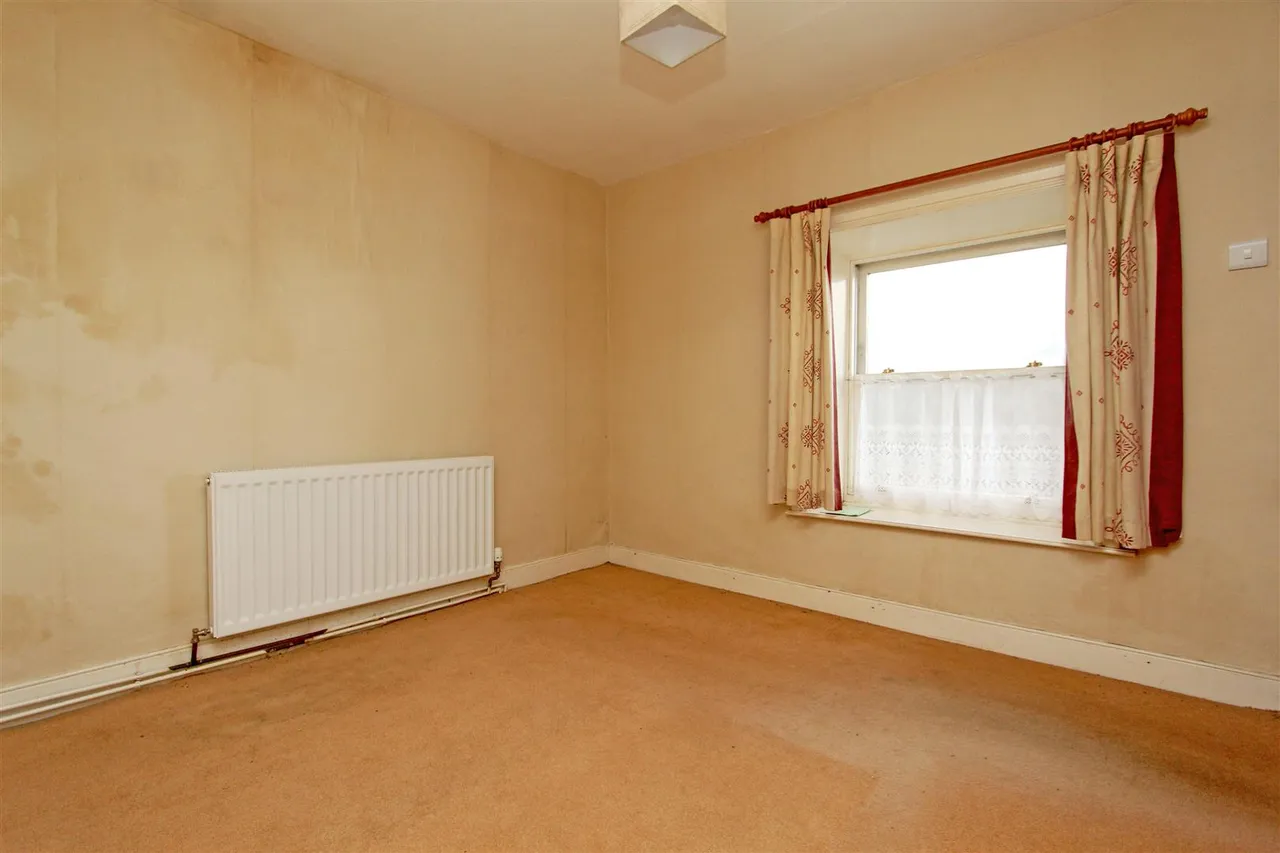 Ty Cerrig Mold Road, Bodfari, LL16, photo 15