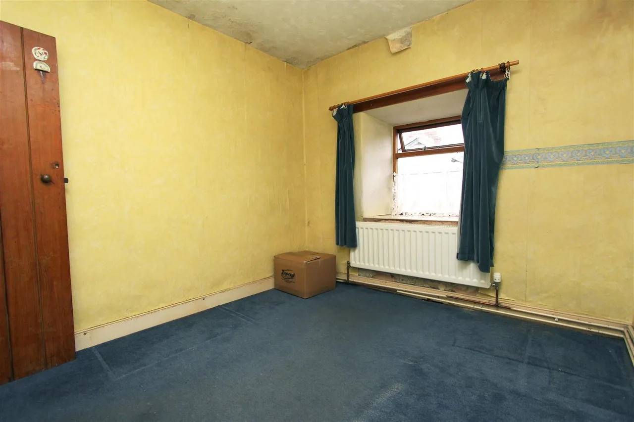 Ty Cerrig Mold Road, Bodfari, LL16, photo 16