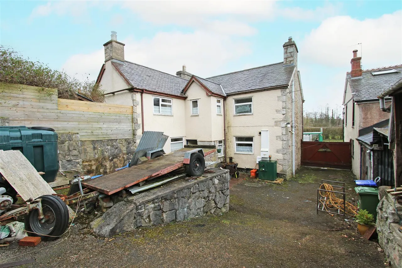 Ty Cerrig Mold Road, Bodfari, LL16, photo 19