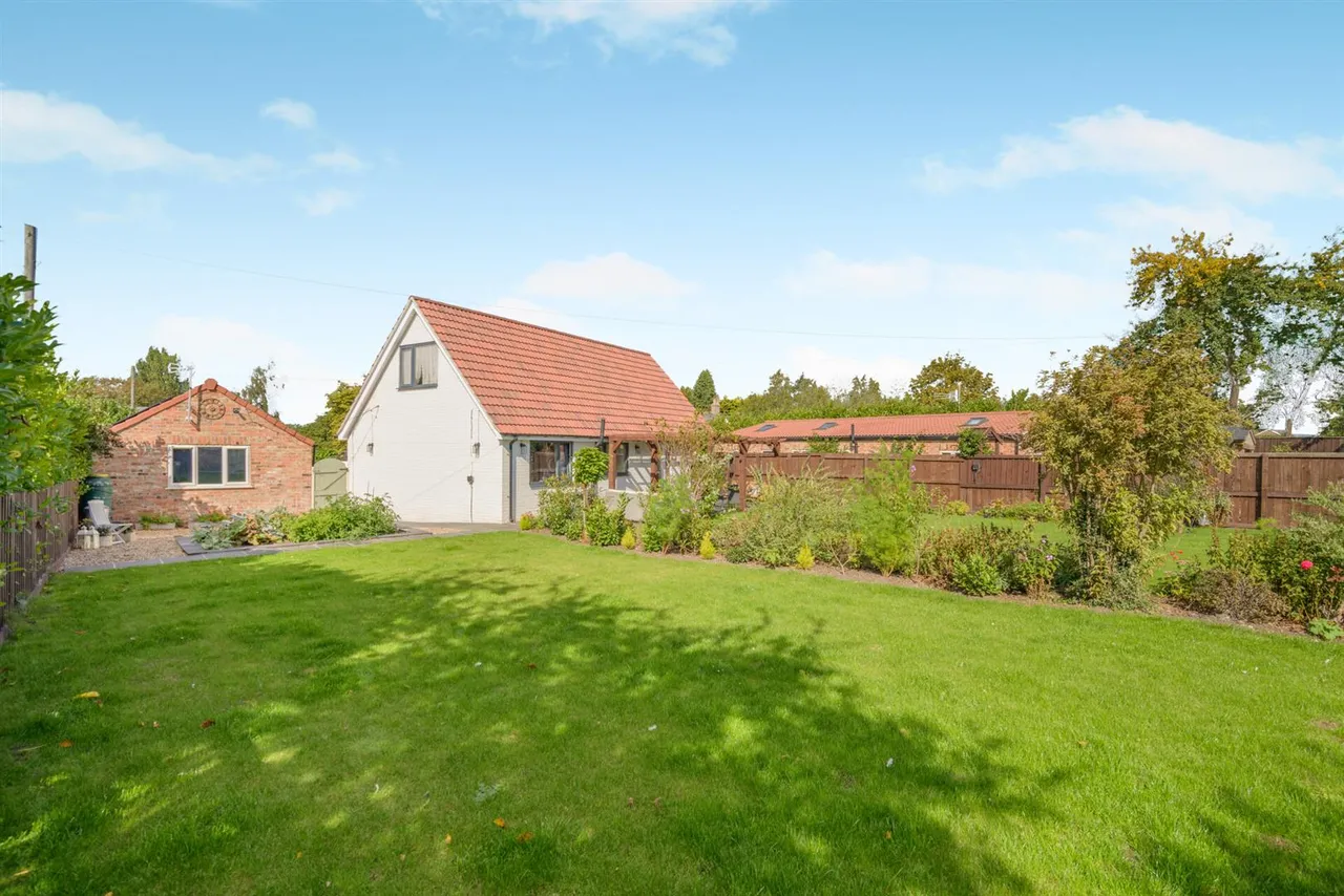 Hull Road, Wilberfoss, photo 27