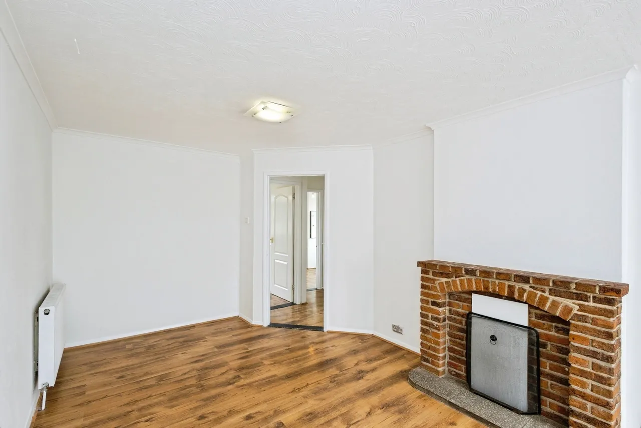 Southwood Road, Hayling Island, PO11, photo 4