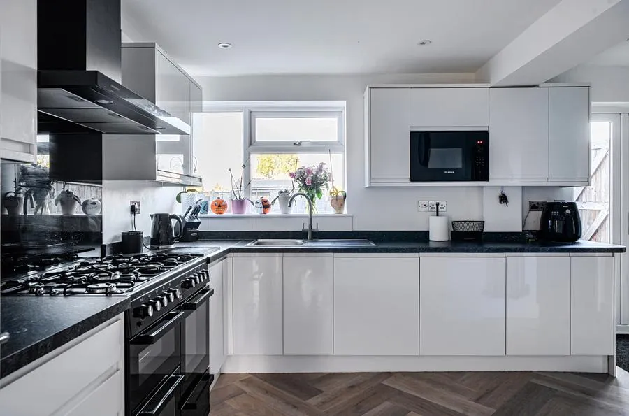 Markham Crescent, Dunstable, LU5, photo 3