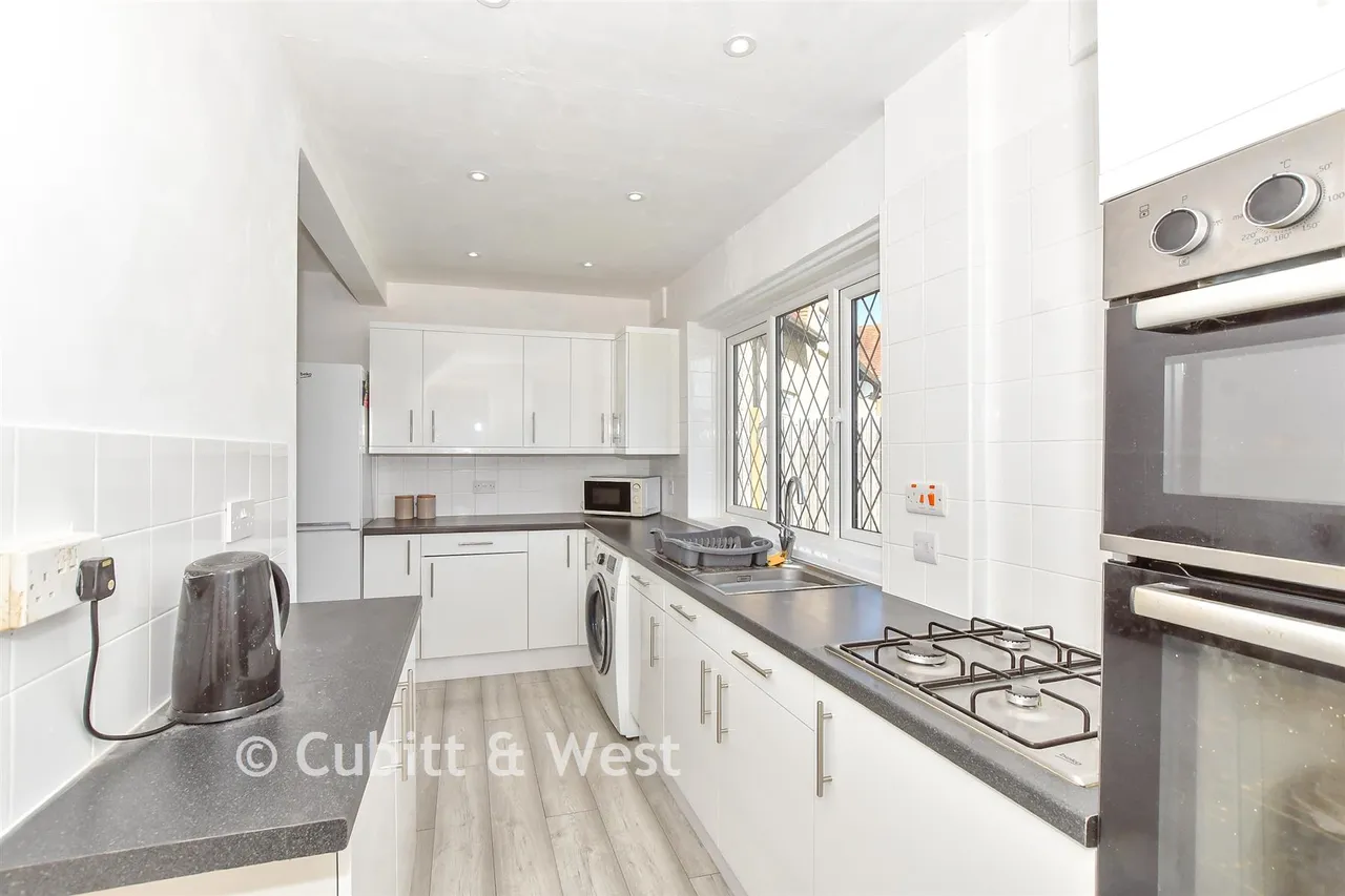 Park Way, Havant, PO9, photo 4