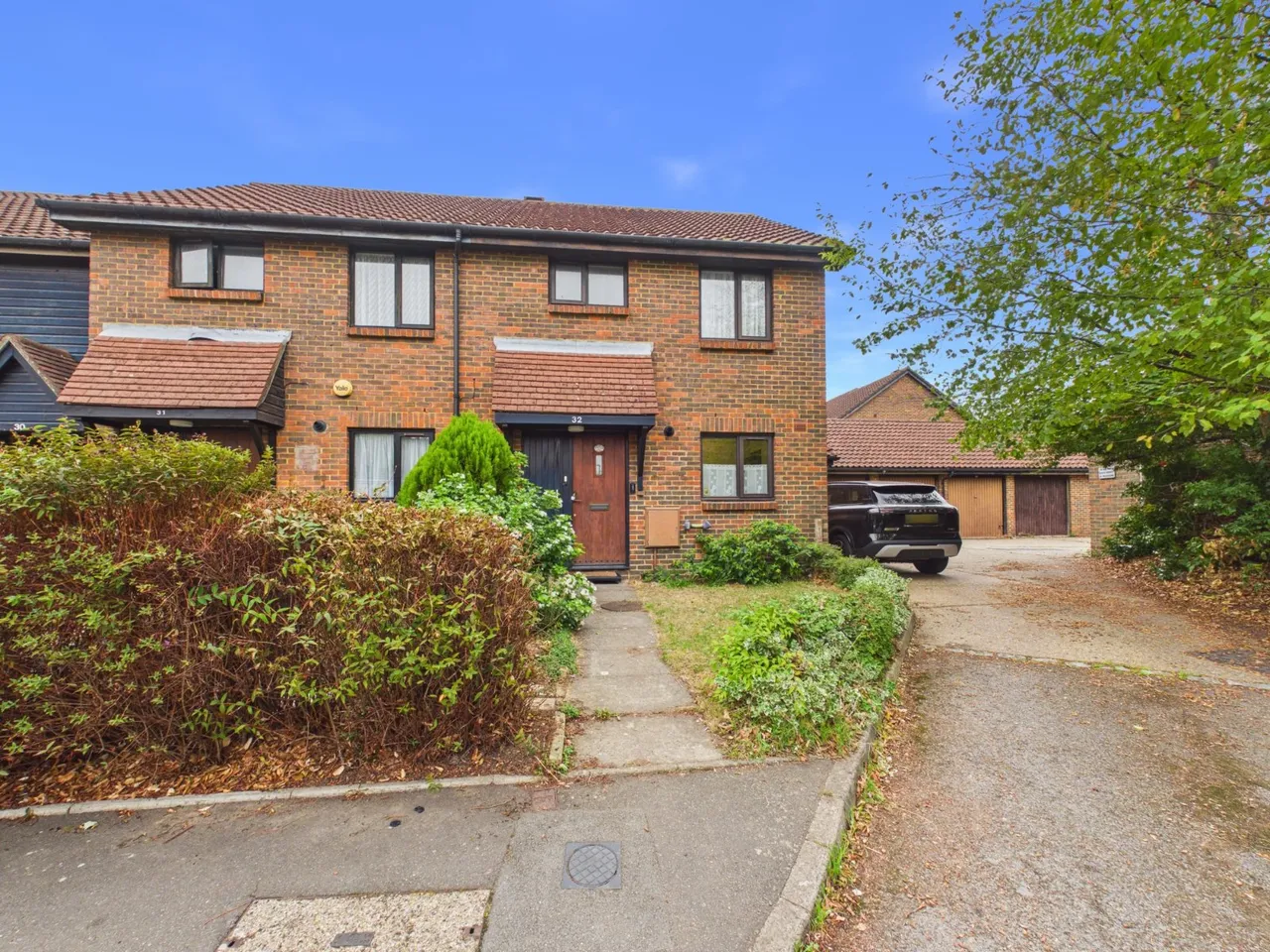 Feltham, Middlesex, photo 10