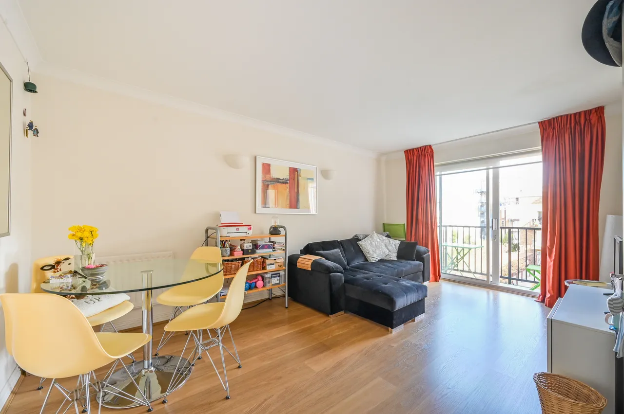 1 bed flat for sale — 13 Lamb Court, 69 Narrow Street, London