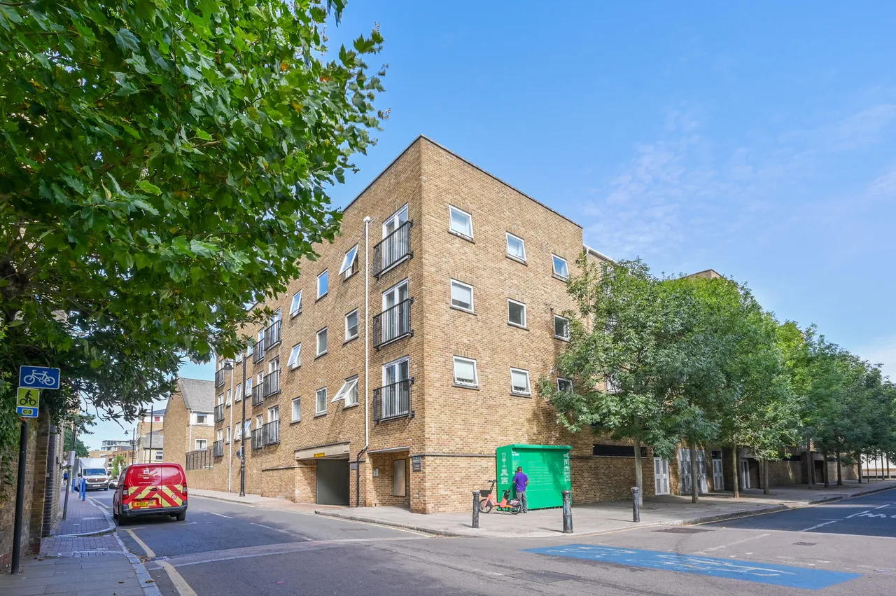 13 Lamb Court, 69 Narrow Street, London, photo 7