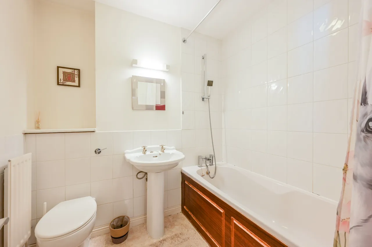 13 Lamb Court, 69 Narrow Street, London, photo 8