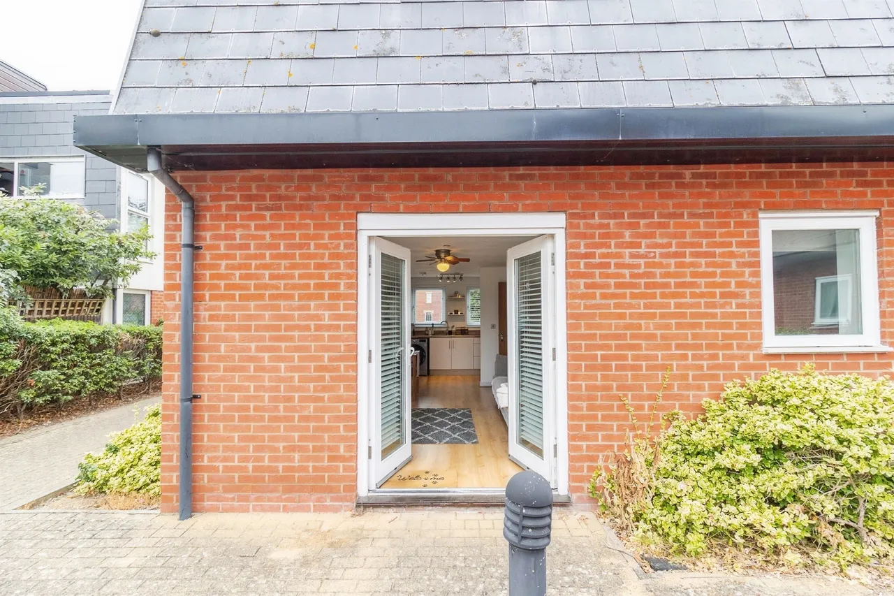 Addenbrookes Road, Newport Pagnell, MK16, photo 16