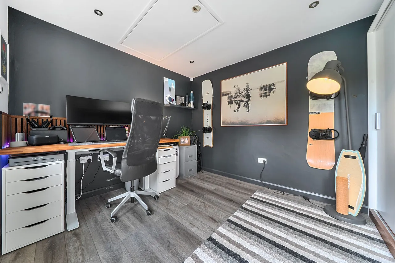 Skylark Avenue, Emsworth, PO10, photo 19
