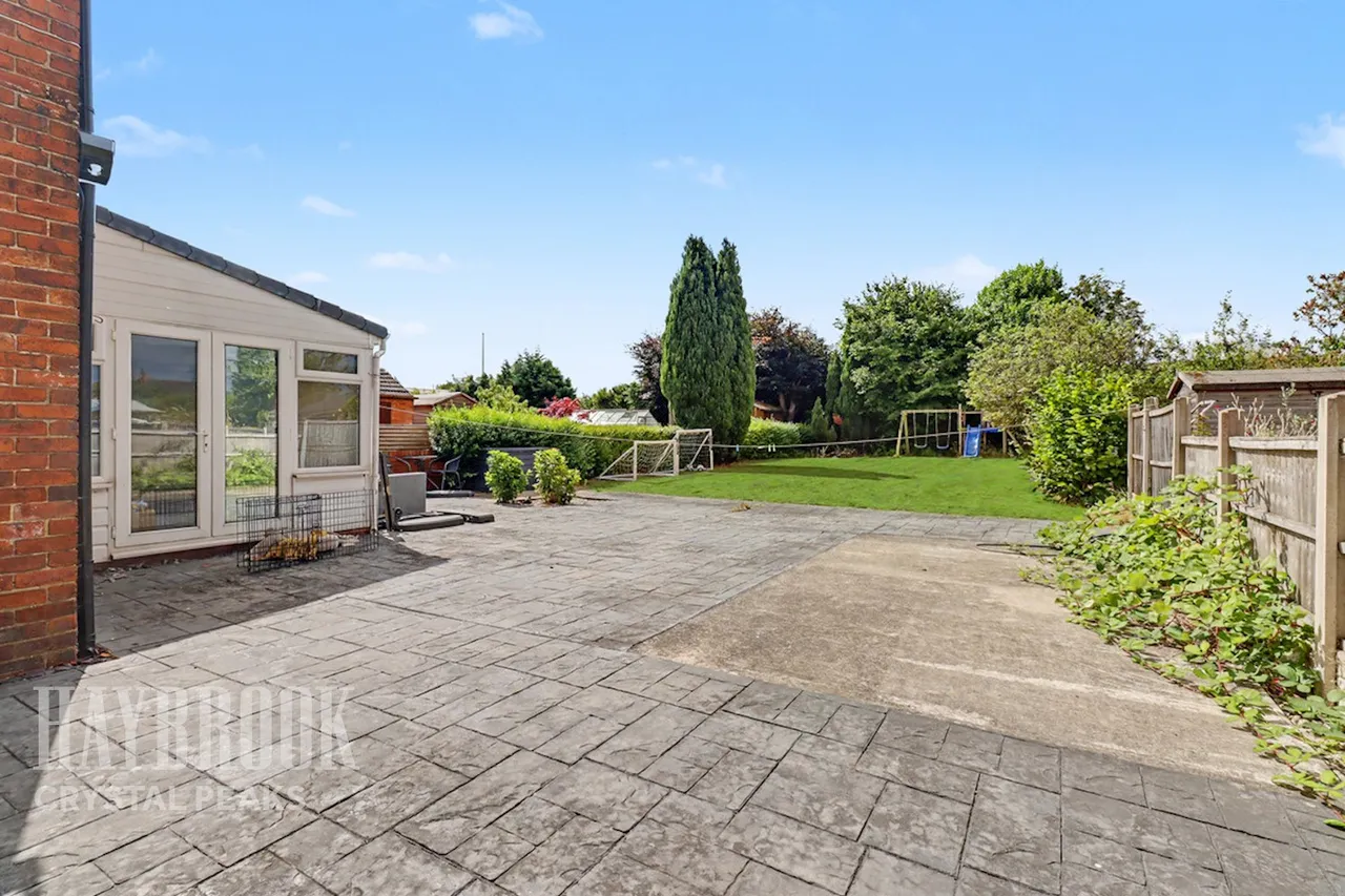 Barlborough Road, Chesterfield, photo 15