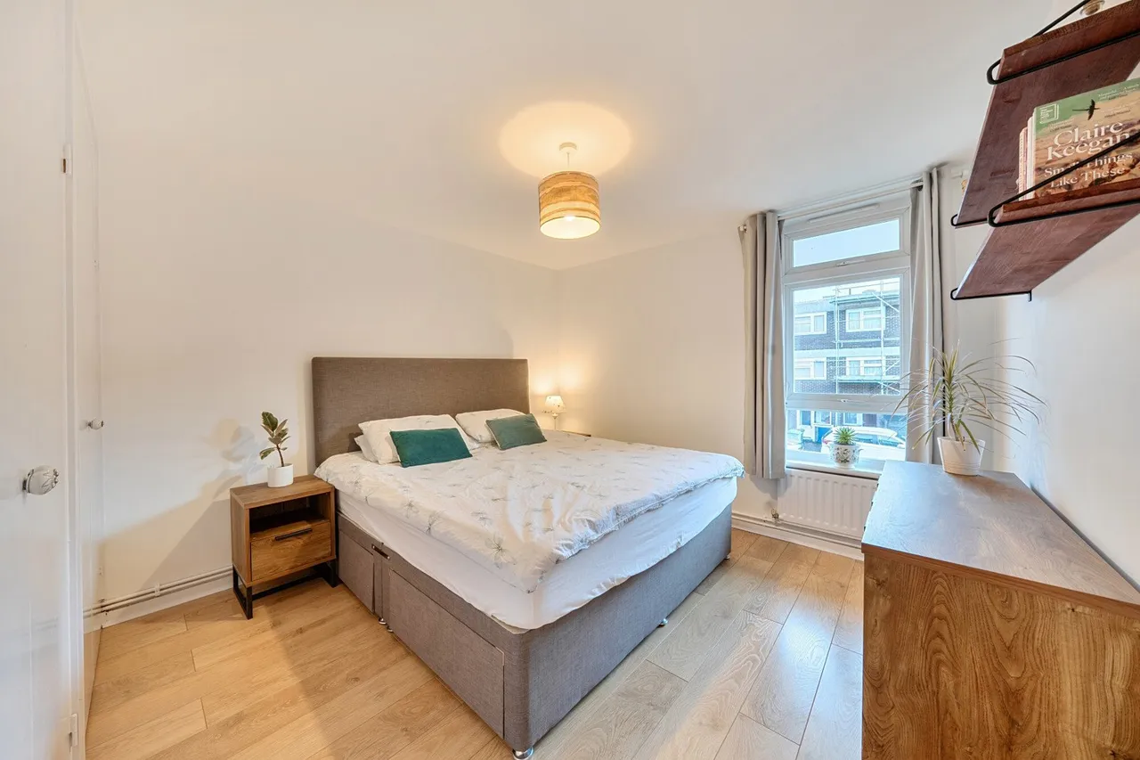 Slade Walk, SE17, photo 16