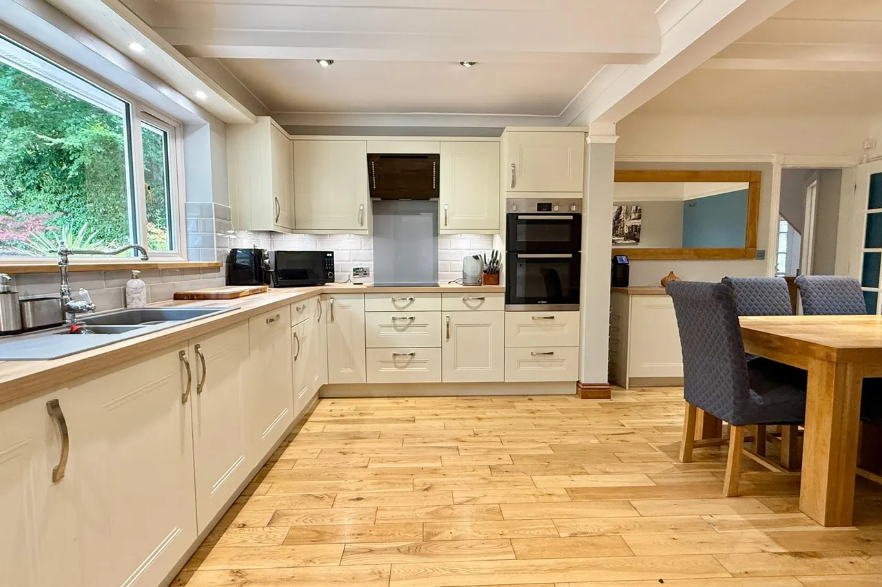 St. Ives Park, Ashley Heath, BH24, photo 2