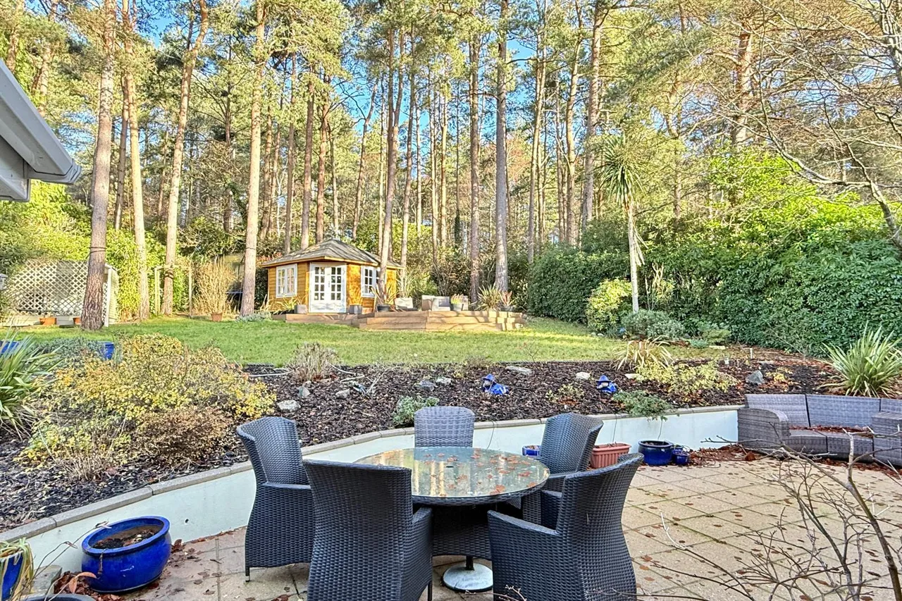 St. Ives Park, Ashley Heath, BH24, photo 3