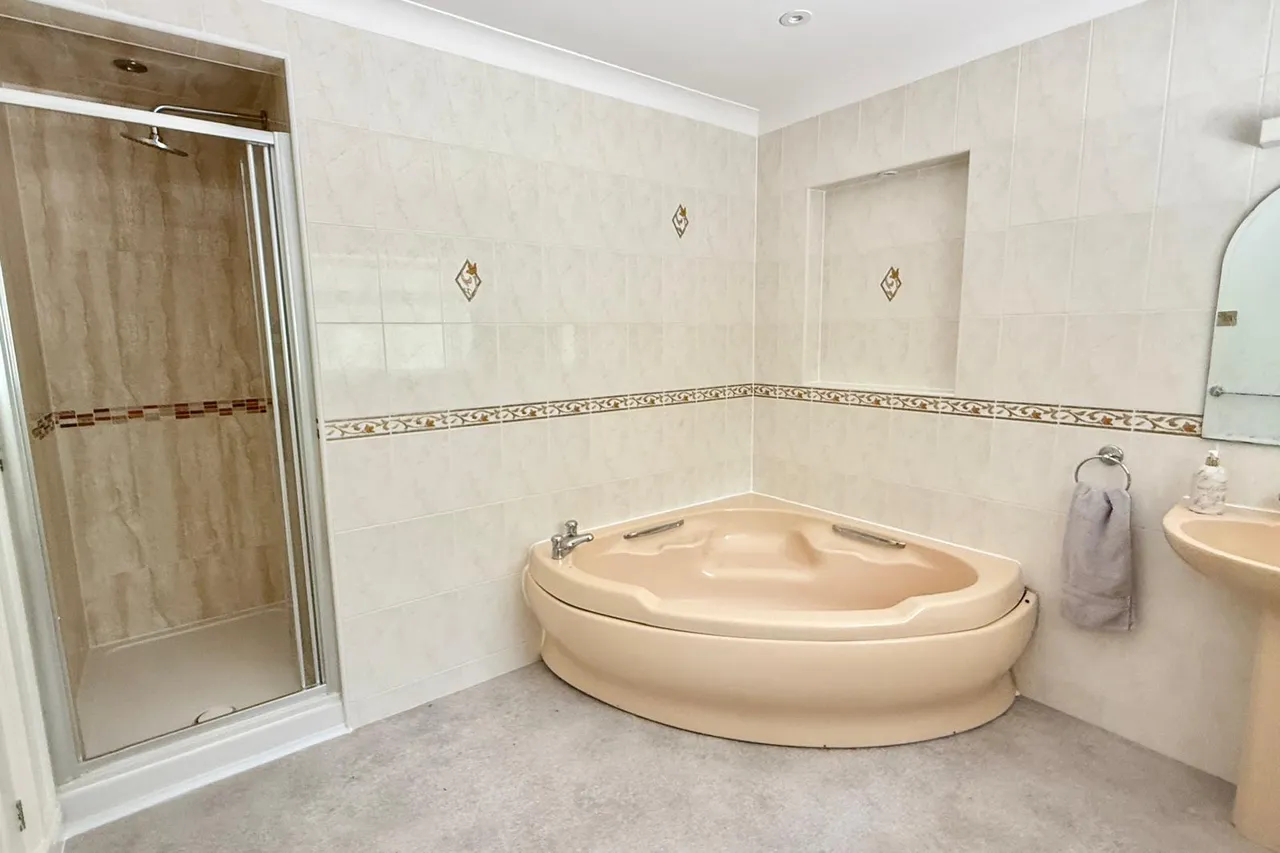 St. Ives Park, Ashley Heath, BH24, photo 18