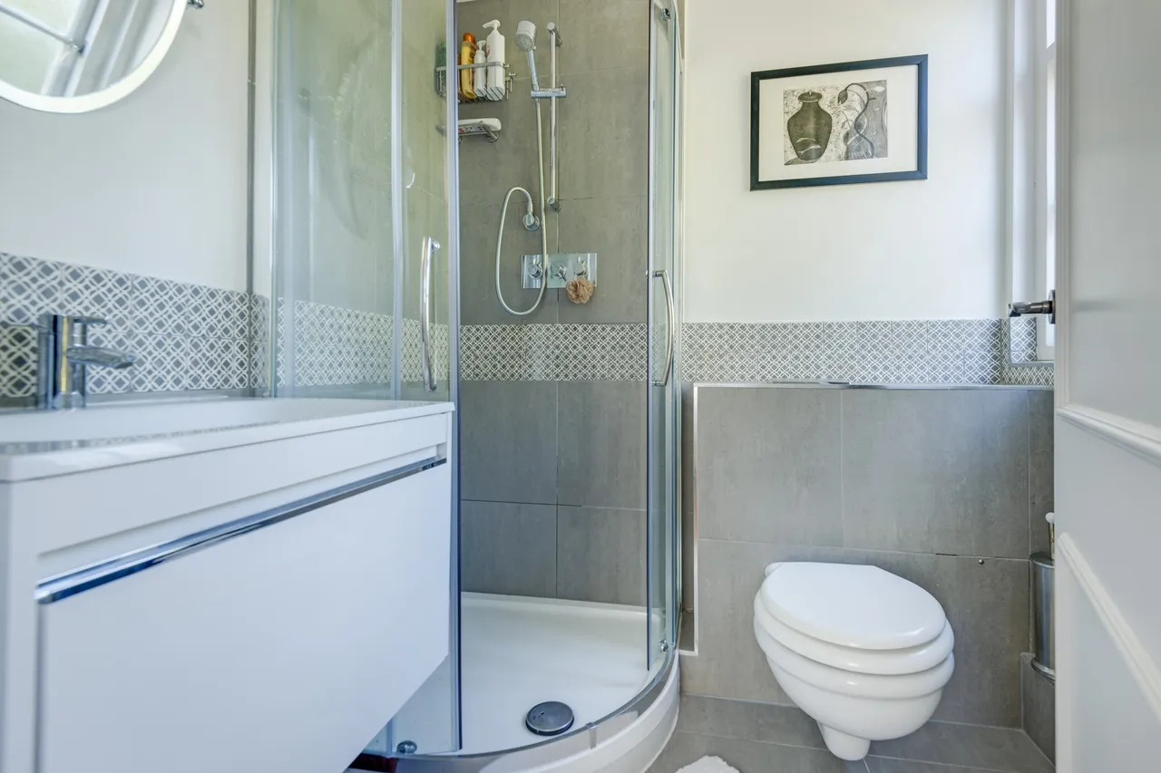 Apsley House, Finchley Road, St John's Wood, London, NW8, photo 9