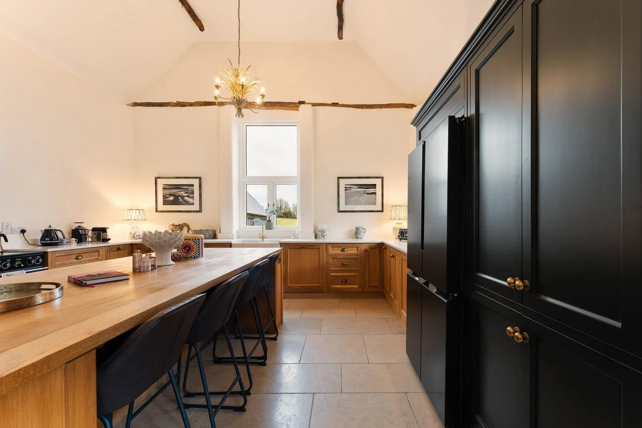 Over Wallop, Stockbridge, SO20, photo 8