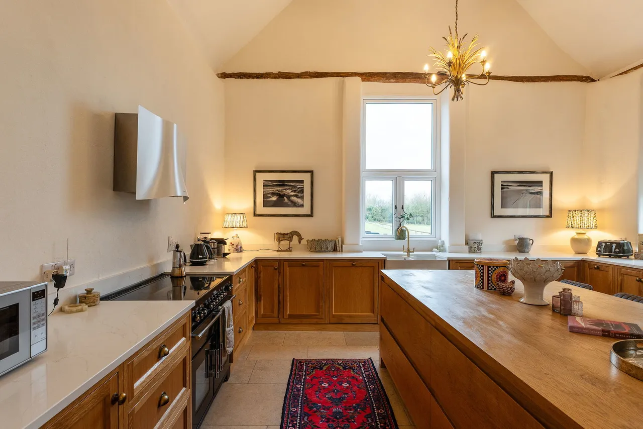 Over Wallop, Stockbridge, SO20, photo 6