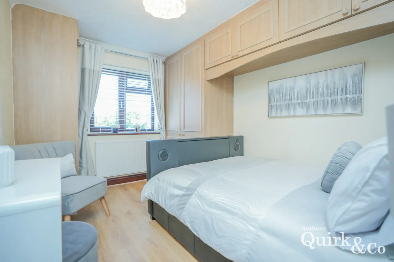 Larup Avenue, Canvey Island, SS8, photo 17
